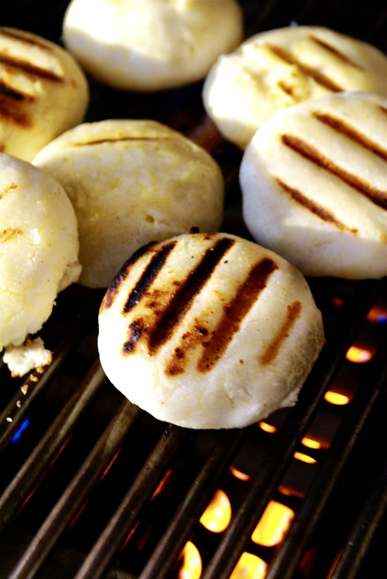 Arepitas con queso de mano